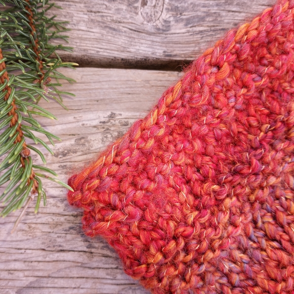 Newborn cacoon - Picture 3 of 3